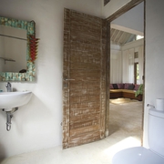 北欧超高挑空度假别墅欣赏洗手间设计