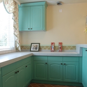 厨房蓝色壁柜