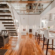 现代时尚复式公寓欣赏楼梯间