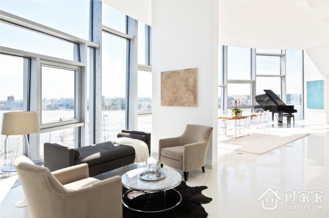 顶层奢华现代公寓欣赏客厅