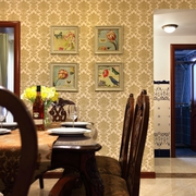 美式风三居室案例欣赏餐厅餐桌