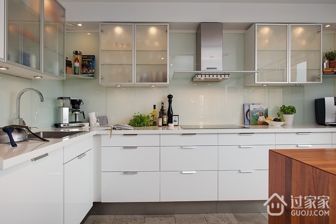 122平白色北欧住宅欣赏厨房设计