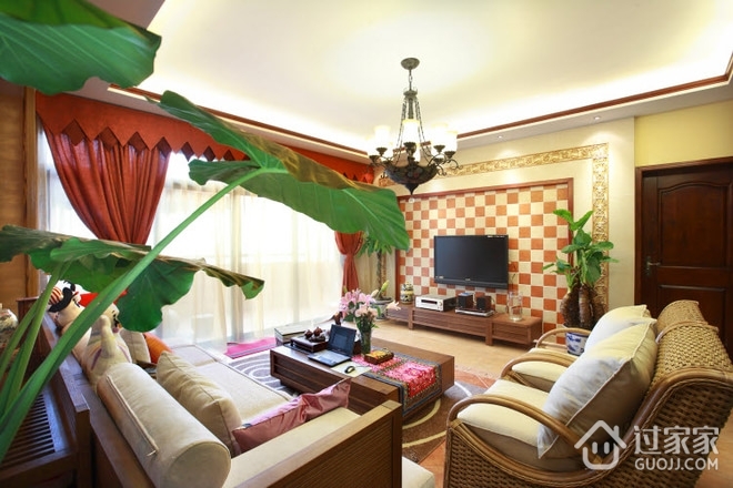 绚丽色彩东南亚住宅欣赏客厅全景