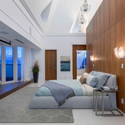 白色现代阳光样板房欣赏卧室