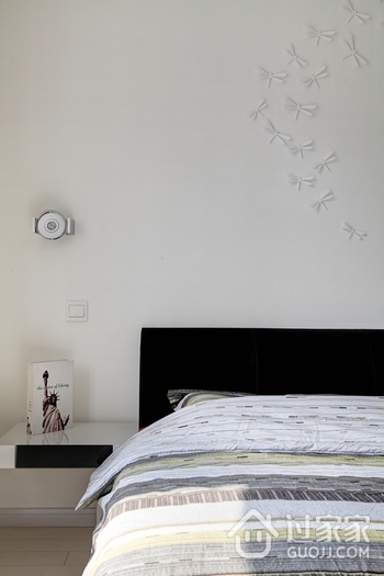 现代白色朴素设计欣赏卧室局部