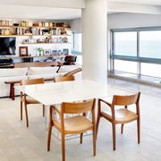 开放式的海滨公寓欣赏餐厅效果图