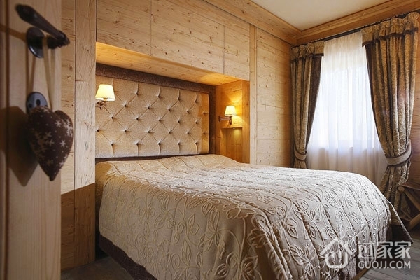 美式复古木质别墅欣赏卧室效果