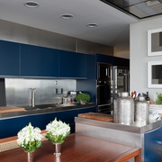 白色现代流行公寓欣赏厨房