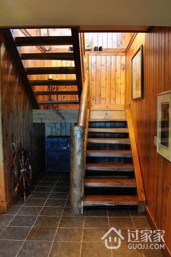 美式乡村风格住宅装饰楼梯