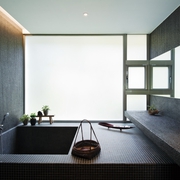 现代简约复式公寓浴池