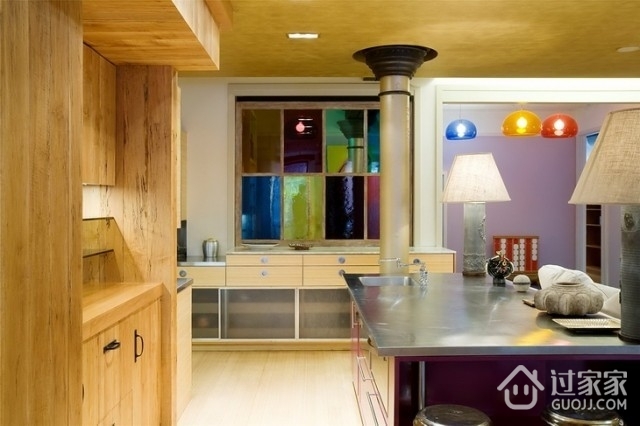 美式温馨设计三居室欣赏厨房过道