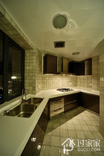 现代风格设计公寓厨房