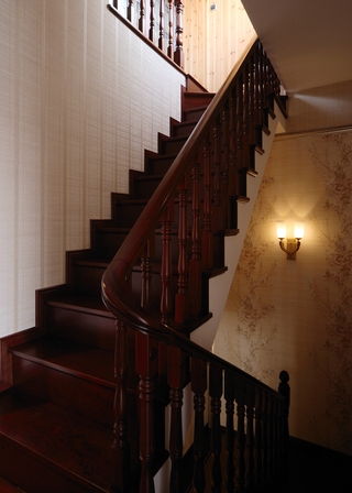 欧式别墅设计套图楼梯设计