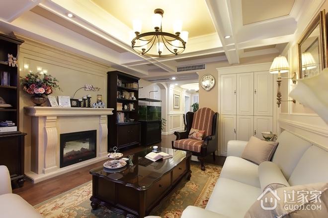 117平美式舒适三居欣赏客厅设计