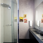 白色现代流行公寓欣赏卫生间效果图