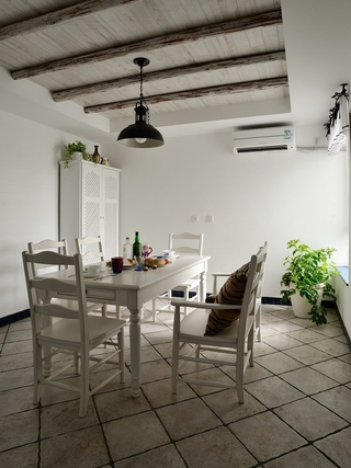 89平白色地中海住宅欣赏餐厅设计