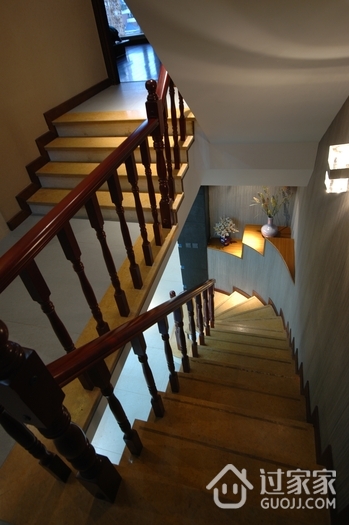 现代简约别墅设计旋转楼梯