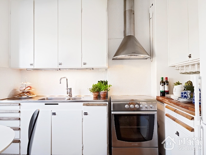 54平紧凑现代住宅欣赏厨房