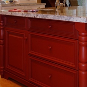 独特的红色混水漆橱柜