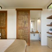 木质混搭休闲别墅欣赏卧室设计