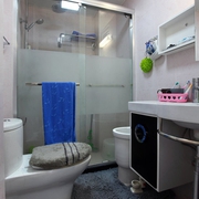 56平现代一居室欣赏卫生间