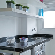 白色现代一居室欣赏厨房设计