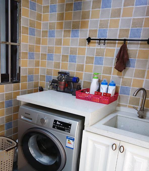 卫生间做一个这样的洗衣机台面，96平新家收纳什么东西都够了！