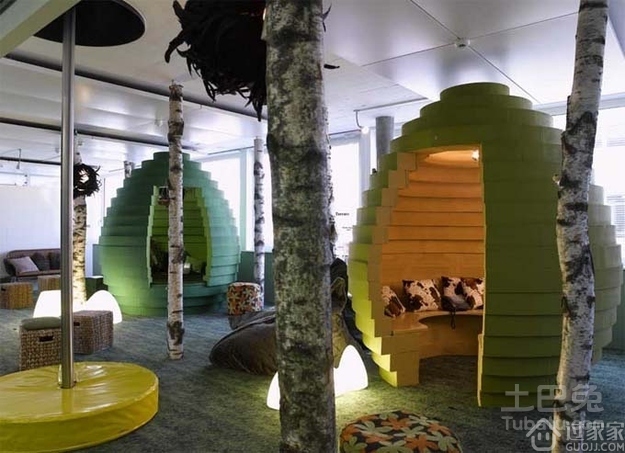 办公桌下班后升空引羡 这些办公室你也会爱!