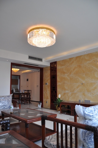 白色新中式风格住宅欣赏客厅效果