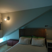 现代风格复式卧室全景
