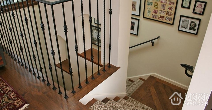 美式复式风格设计楼梯