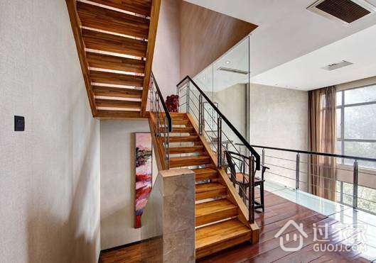 瓷砖、木质楼梯踏步的铺贴方法