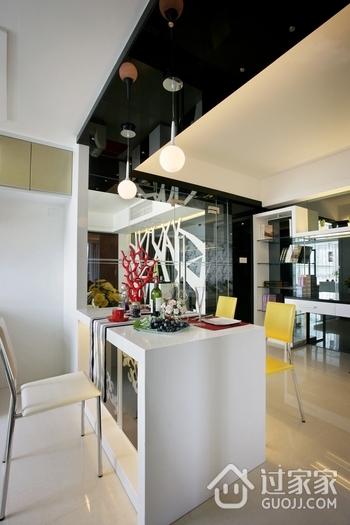 现代风格住宅设计餐桌