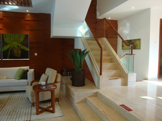 豪华新古典别墅楼梯设计图图片