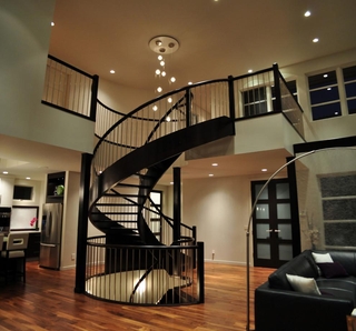 新古典装饰别墅欣赏楼梯设计