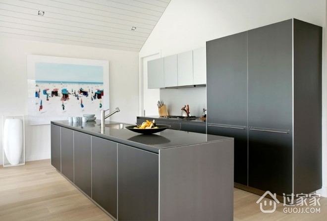 117平白色现代住宅欣赏厨房