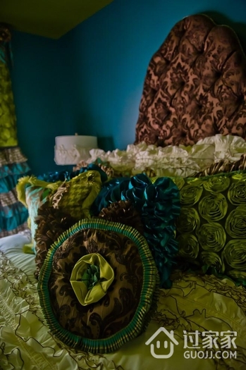 东南亚风格装饰住宅效果卧室床品