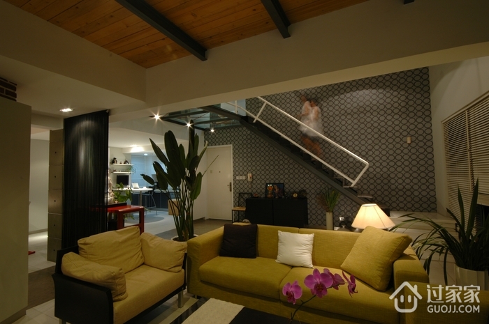 现代风格复式沙发背景墙设计