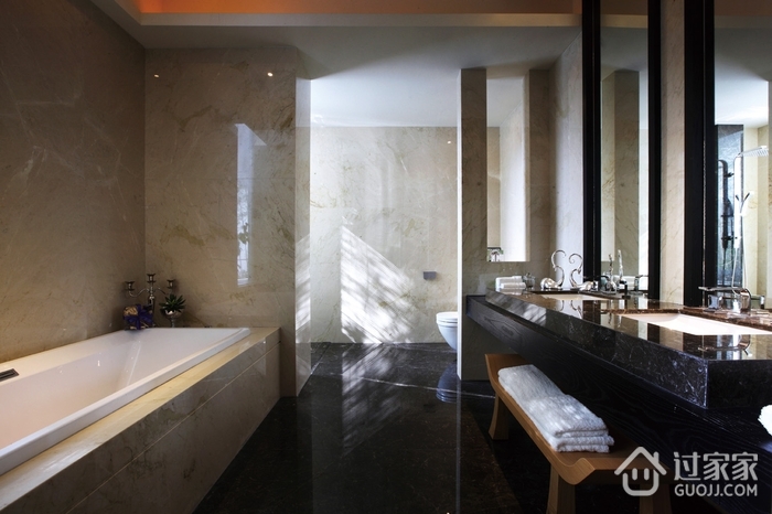 现代设计风格住宅浴缸