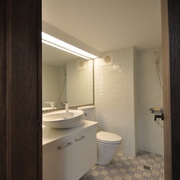 80平米现代复式欣赏洗手间设计