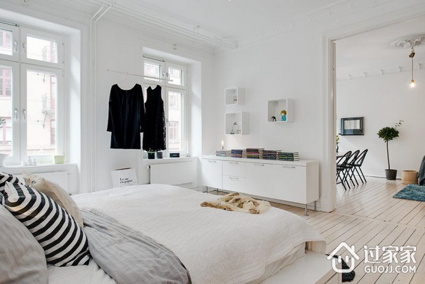 白色北欧两居案例设计欣赏卧室窗户