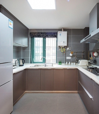 69平简约两居室设计欣赏厨房橱柜
