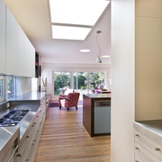现代设计住宅套图欣赏厨房过道