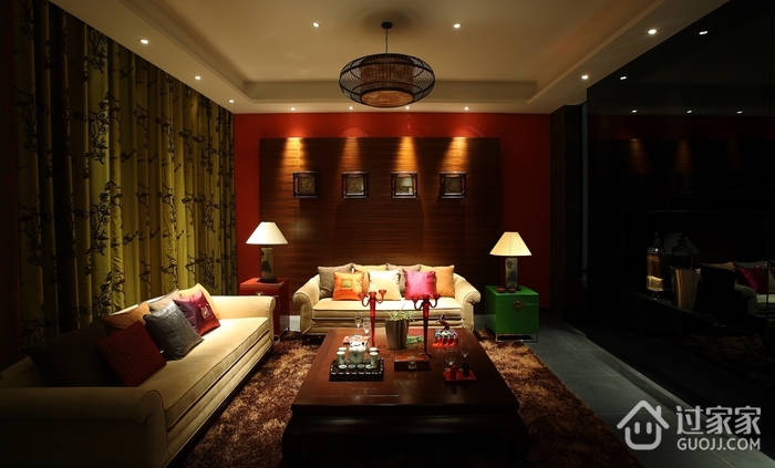 中式风格暗色系客厅设计