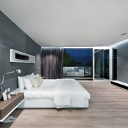 现代港式设计卧室