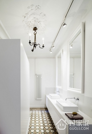 白色北欧温馨住宅欣赏卫生间设计