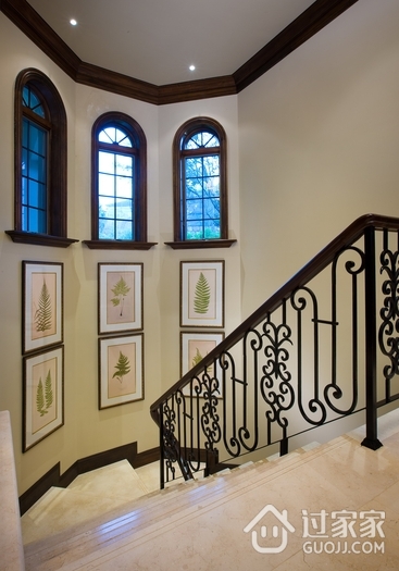 欧式风格别墅设计套图楼梯