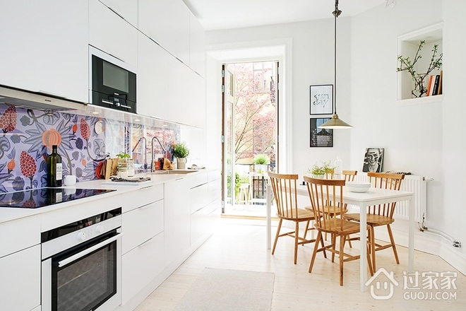 白色极简北欧一居室欣赏厨房设计