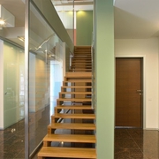 简洁复式简约住宅欣赏楼梯间