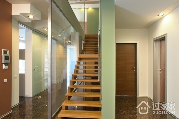 简洁复式简约住宅欣赏楼梯间